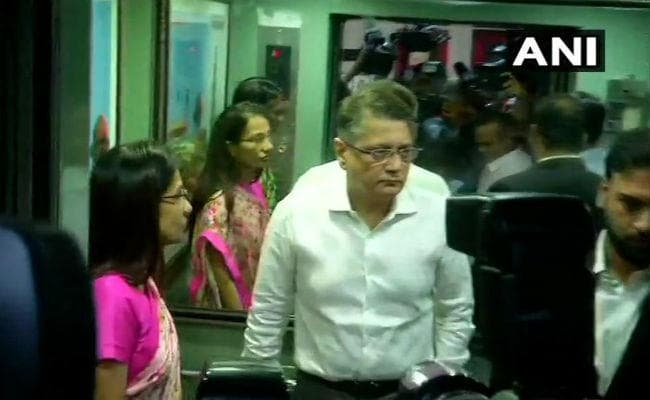 वीडियोकॉन मामले में चंदा कोचर, उनके पति फिर ईडी के समक्ष हुए पेश