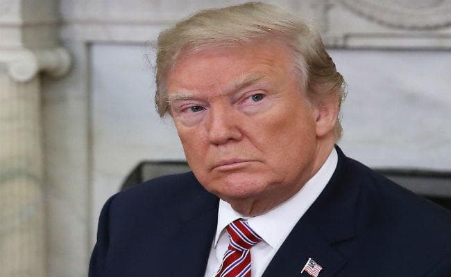 चीन के जवाबी शुल्क लगाने की धमकी के बावजूद डोनाल्ड ट्रंप अपने कड़े रुख पर कायम