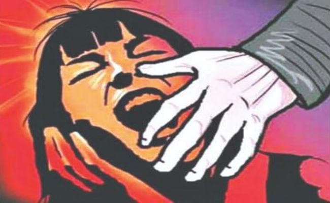 पति की दरिंदगी की शिकार महिला को डॉक्टरों ने दिया नया जीवन