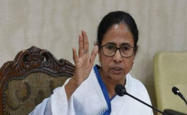 कांग्रेस के नेतृत्व में विपक्ष की बैठक को ममता की ना