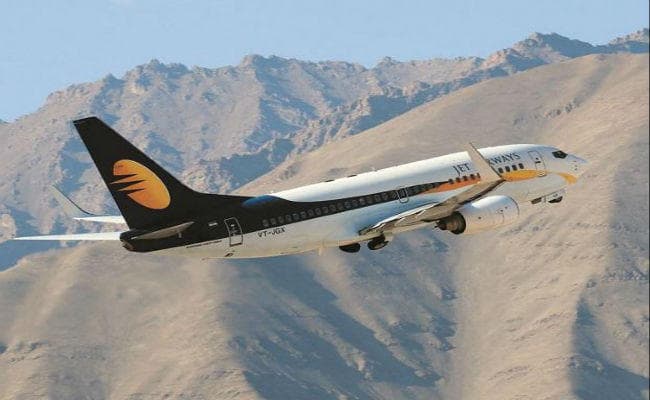 संकटग्रस्त जेट एयरवेज का अधिग्रहण कर सकते हैं डार्विन प्लेटफार्म ग्रुप और एसबीआई कैप्स