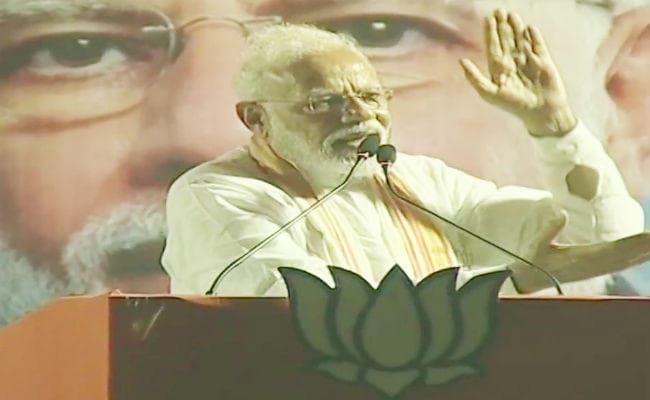 पीएम मोदी ने डायमंड हार्बर में कहा, दीदी के गुंडातंत्र ने भाजपा के रोड शो को रोकने की कोशिश की