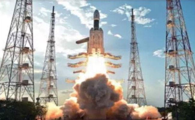 ISRO Chandrayaan 2 Update : अपने साथ 13 पेलोड लेकर जायेगा 3.8 टन का चंद्रयान 2