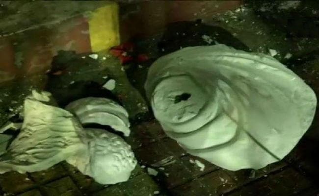 विद्यासागर की मूर्ति तोड़ने की जांच के लिए कोलकाता पुलिस ने SIT का किया गठन