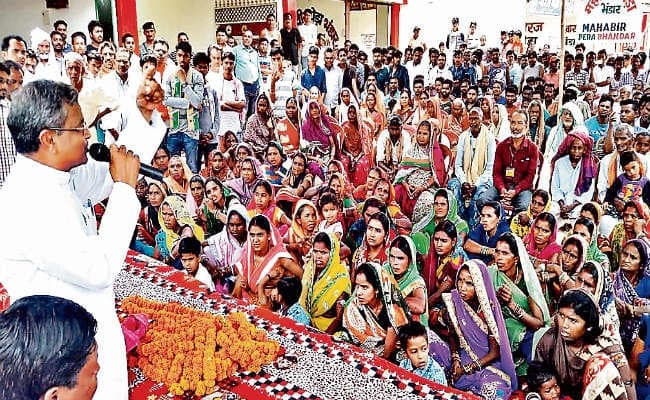 मोदी ने विकास के नाम पर किया गुमराह : बाबूलाल