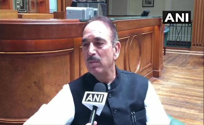 पीएम पद के ''त्याग'' से कांग्रेस ने लिया यू टर्न, गुलाम नबी आजाद बोले- सबसे बड़ी पार्टी को मिले मौका