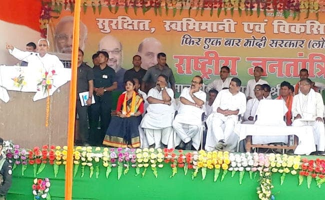 लोकसभा चुनाव : पति-पत्नी की सरकार ने बिहार को किया बरबाद, फिर से लालटेन युग में ले जाना चाहते हैं बिहार : नीतीश