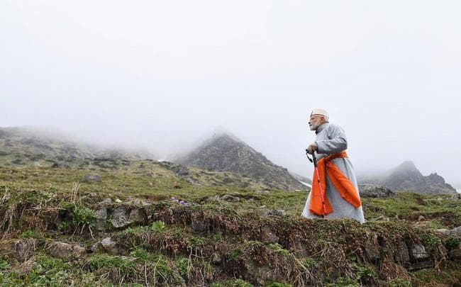 केदारनाथ में पीएम मोदी की साधना