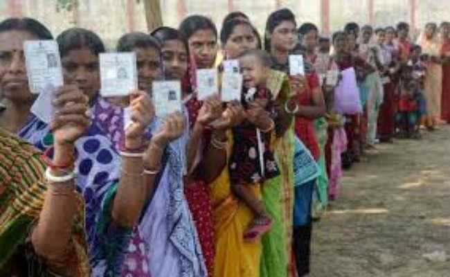 नयी दिल्ली : प बंगाल में फिर से हिंसा पर सर्वाधिक 73.5% वोट, बिहार,पंजाब व यूपी में भी झड़प व मारपीट
