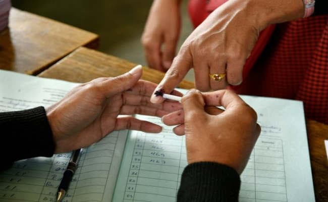 लोस चुनाव : आखिरी चरण के चुनाव में भी छिटपुट हिंसा, नौ सीटों पर 72.91 फीसदी मतदान