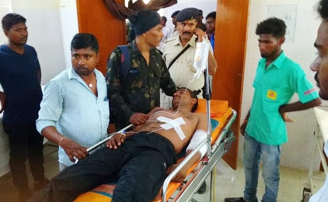 लोकसभा चुनाव खत्म होते ही झारखंड में नक्सली हमला, मुठभेड़ में तीन जवान घायल