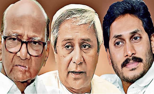 एग्जिट पोल के नतीजों ने विपक्षी दलों की बेचैनी बढ़ायी, क्षेत्रीय दलों को साधने की जिम्मेदारी शरद पवार को, राहुल भी हुए एक्टिव