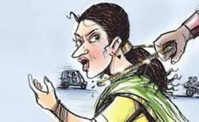 राजधानी में अपराधी बेकाबू : 5.5 किमी के दायरे में तीन महिलाओं की चेन छीनी, लकीर पीटती रही पुलिस