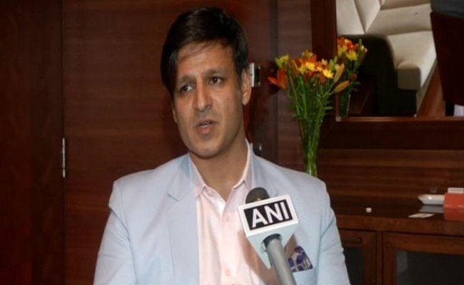 ऐश्‍वर्या राय पर मीम साझा कर बुरे फंसे विवेक ओबेरॉय, अब मांगी माफी, Tweet कर कही ये बात