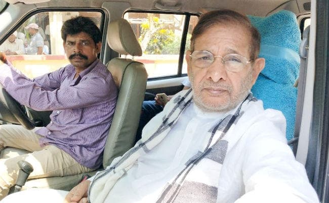 आचार संहिता उल्लंघन मामले में शरद यादव ने किया एसीजेएम की अदालत में सरेंडर, मिली जमानत, कहा...