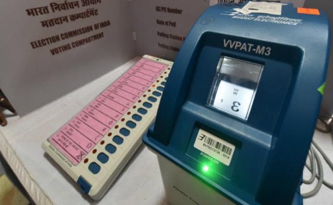 विपक्ष को EVM पर सुप्रीम कोर्ट और चुनाव आयोग से लगा दोहरा झटका