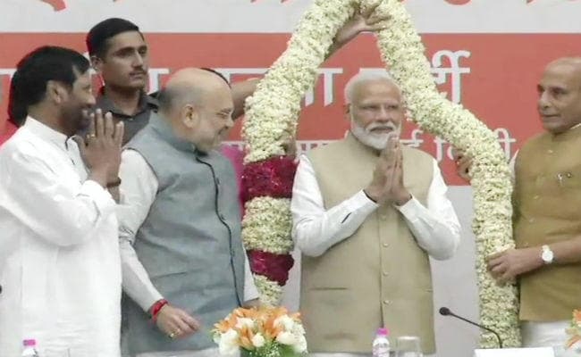 भाजपा कार्यालय में केंद्रीय कैबिनेट की बैठक