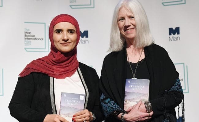 ओमान की लेखिका जोखा अल्हार्थी को मिला बुकर अंतरराष्ट्रीय पुरस्कार
