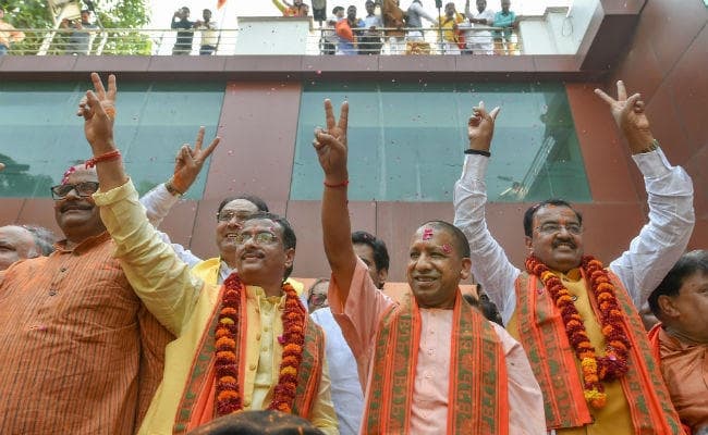 UP : भाजपा दो सीटें जीतीं, 58 पर बढ़त, बसपा एक जीत के साथ 10 पर आगे, सपा की 5 सीटों पर बढ़त