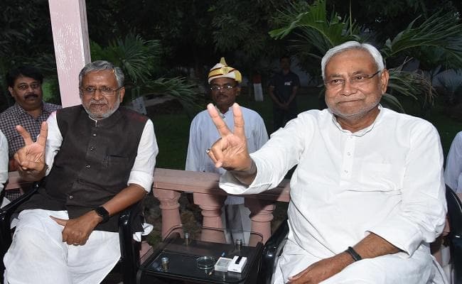 Election Results 2019:  एनडीए की जीत पर नीतीश ने पीएम मोदी को दी बधाई