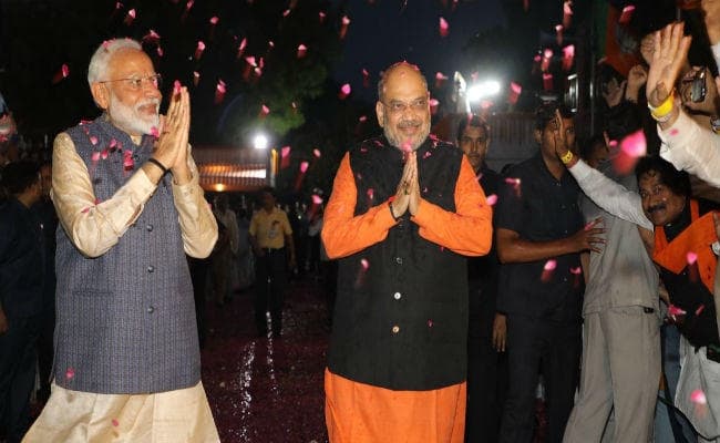 लोकसभा चुनाव परिणाम- मोदी की सुनामी के आगे कांग्रेस 23 राज्यों में लगभग साफ