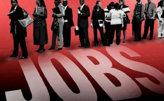 ESIC ने आंकड़ों में किया दावा : मार्च के दौरान संगठित क्षेत्र में  11.38 लाख बेरोजगारों को दी गयी नौकरी