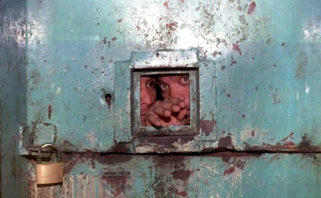 वेनेजुएला की जेल में झड़प में 23 कैदियों की मौत : अधिकार समूह