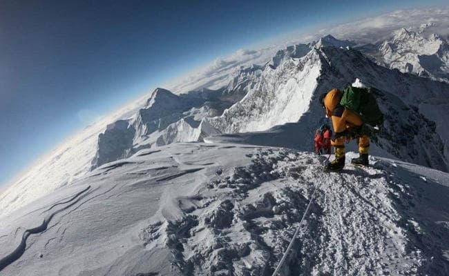 एवरेस्ट पर ब्रिटिश, आयरिश पर्वतारोहियों की मौत, मृतकों की संख्या बढ़कर 10 हुई