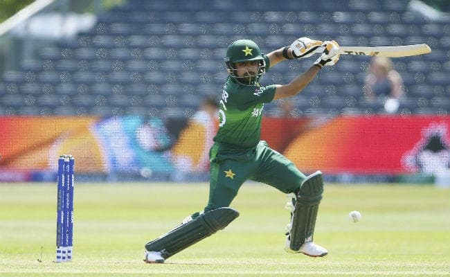 पीसीबी ने पाक खिलाड़ियों को भारत के खिलाफ मैच के बाद परिवार को साथ रखने की अनुमति दी