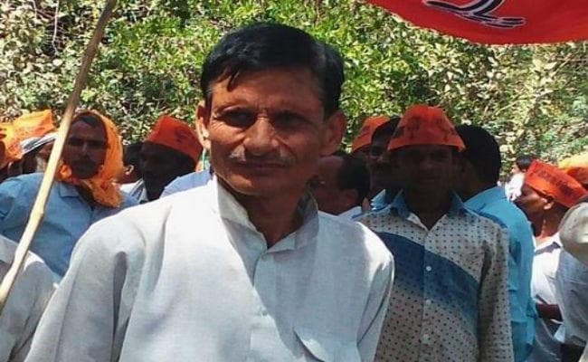 अमेठी में स्मृति ईरानी के करीबी को अपराधियों ने घर में घुसकर मारी गोली, मचा हड़कंप