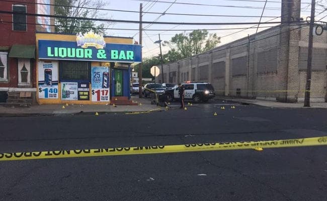 USA : न्यूजर्सी में बार के बाहर गोलीबारी में 10 जख्मी