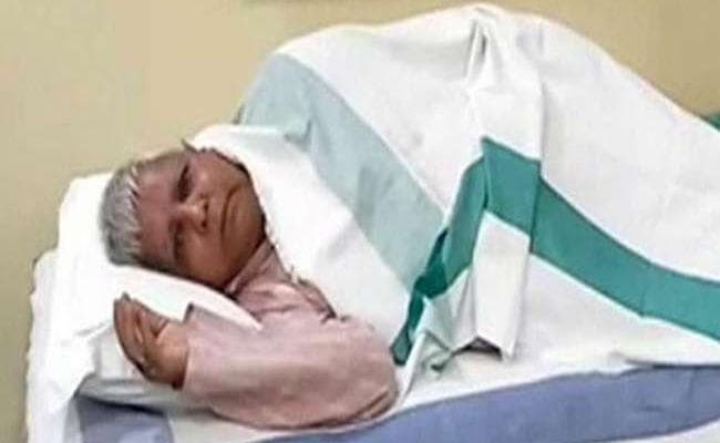 लालू यादव ने सामान्य भोजन लेना शुरू किया
