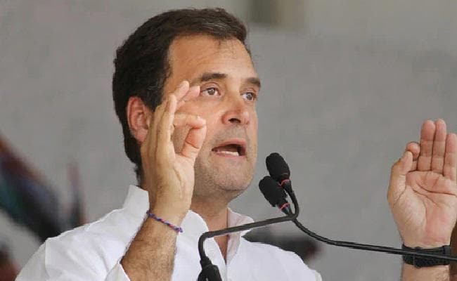 कांग्रेस में सियासी हलचल के बीच पटेल और वेणुगोपाल की राहुल से मुलाकात