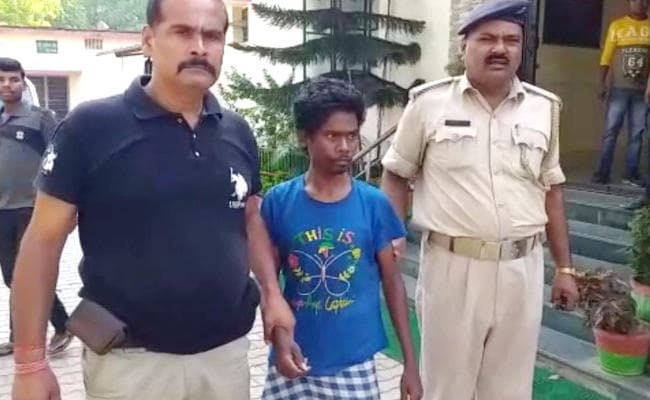सरायकेला सदर अस्पताल से फरार नक्सली शंभू मांझी को पुलिस ने फिर से किया गिरफ्तार