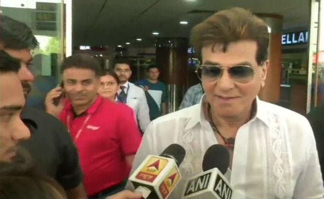 शपथ ग्रहण में शामिल होने दिल्‍ली पहुंचे अभिनेता जितेंद्र, खुद को बताया मोदी फैन