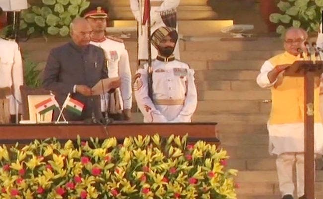 नरेन्द्र सिंह तोमर : मोदी कैबिनेट में लगातार दूसरी बार बने मंत्री, ऐसा रहा राजनीतिक सफर