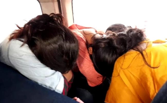 ब्यूटी पार्लर की आड़ में देह व्यापार, छह गिरफ्तार