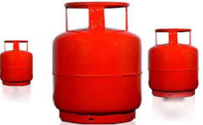 तीन जिलों में मिलेंगे पांच पांच किलो के दो सिलिंडर