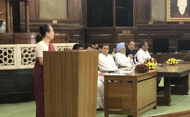 सोनिया गांधी फिर चुनी गईं कांग्रेस संसदीय दल की नेता,12 करोड़ वोटरों को कहा शुक्रिया, राहुल गांधी ने किया ये ट्वीट