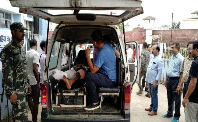 झारखंड के दुमका में मुठभेड़, एक जवान शहीद, पांच माओवादियों को भी लगी गोली