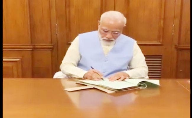 प्रधानमंत्री ने वीरू देवगन के निधन पर शोक जताया, परिवार को लिखा पत्र