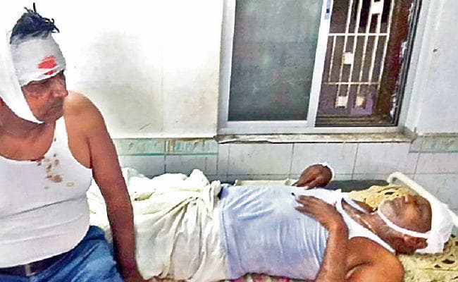गोपालगंज में सरपंच समेत चार पर हमला, तीन रेफर, हालत नाजुक