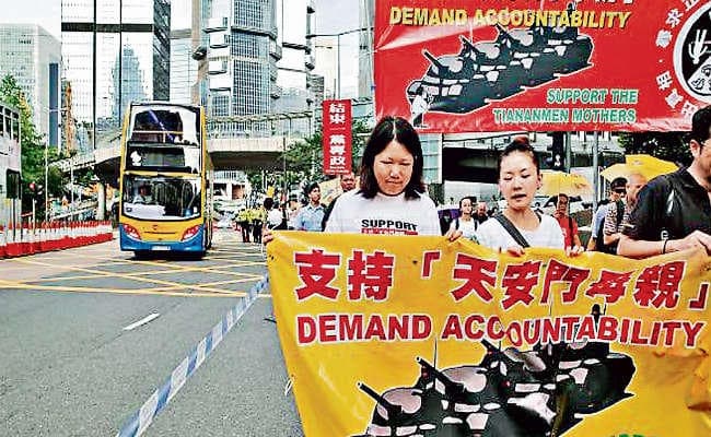 थियानमेन चौक नरसंहार की 30वीं बरसी कल, ...जब चीन में आंदोलन रोकने के लिए छात्रों पर चढ़ा दिये गये थे टैंक