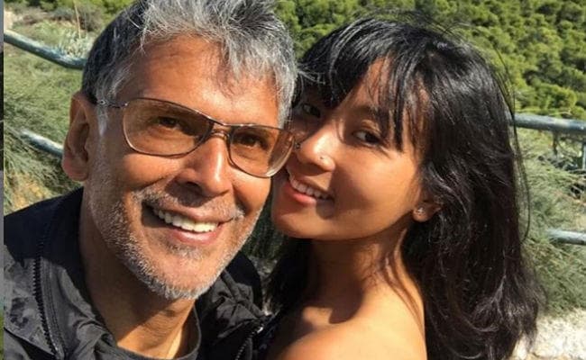 26 साल बड़े मिलिंद सोमन संग इश्‍क फिर शादी, अंकिता ने ऐसे किया था परिवार को राजी