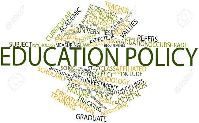 विवाद के बाद नयी शिक्षा नीति के संशोधित मसौदे से हिन्दी का उपबंध हटाया