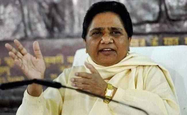 यूपी में गठबंधन पर संकट के बादल, मायावती ने कहा - बसपा अब अपने बूते लड़ेगी विस चुनाव
