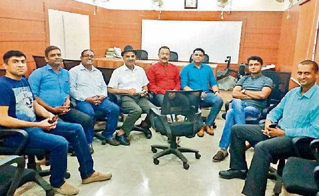 अनिश्चितकालीन हड़ताल पर गये सरकारी व प्राइवेट डॉक्टर