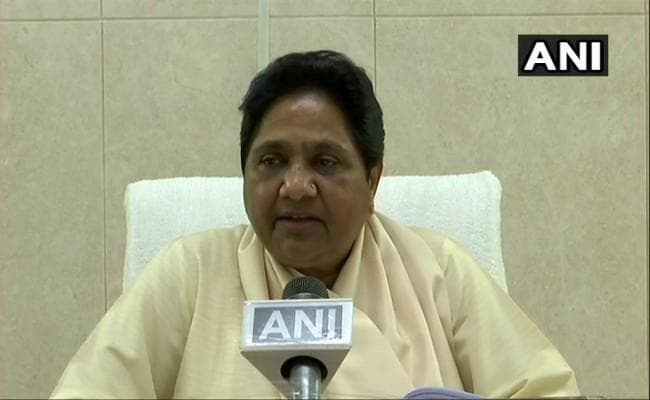 सपा से गठबंधन नहीं टूटा, राजनीतिक मजबूरी के कारण अकेले चुनाव लड़ेंगे, भविष्य में साथ आने की उम्मीद : मायावती