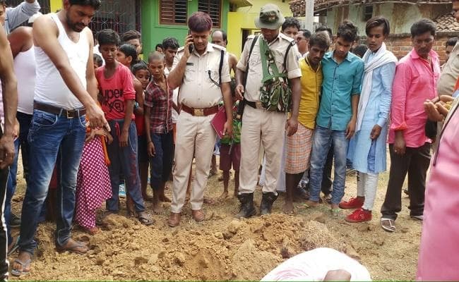 ईद के दौरान जमुई के बल्लोपुर गांव में बम धमाका, कोई हताहत नहीं, इलाके में दहशत