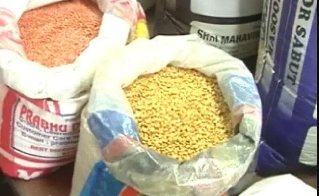 आटा-दाल व दवा की कीमत में इजाफा, पिछले 10 दिनों में अरहर दाल की कीमत 5 रुपये तक बढ़ी
